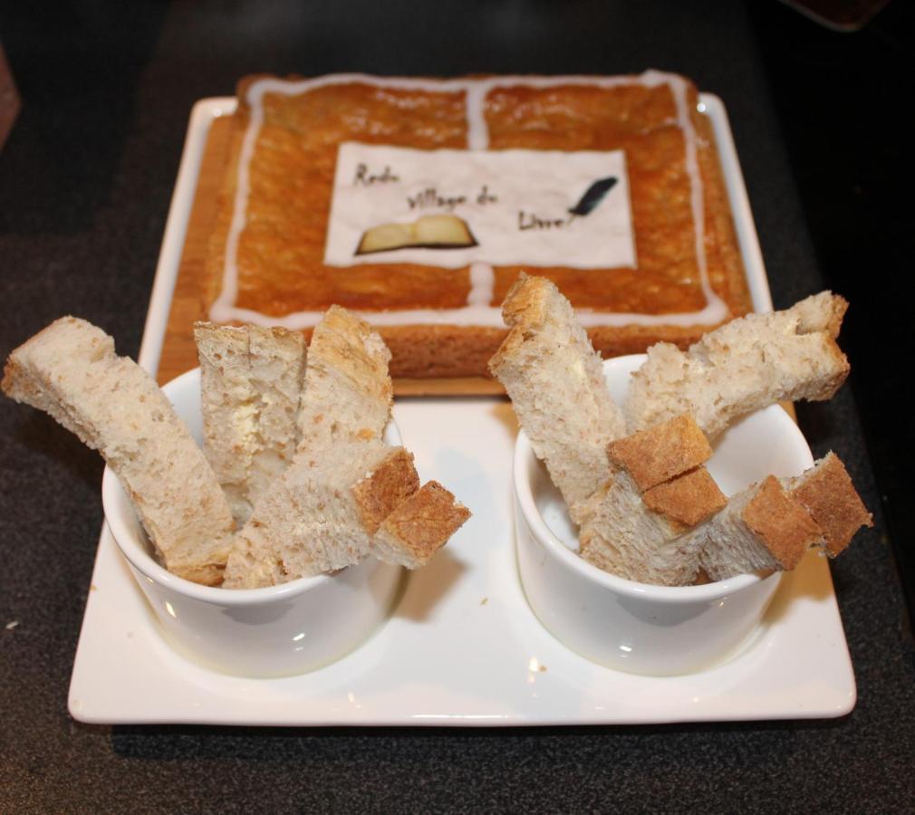 르뒤 Le Cerf D'Hubert B&B 외부 사진